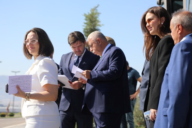 AHLATCI KUYUMCULUK MESLEKİ EĞİTİM MERKEZİ YENİ YILA TÖRENLE BAŞLADI